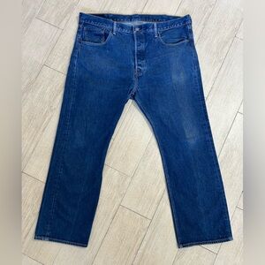 listing-status-banner